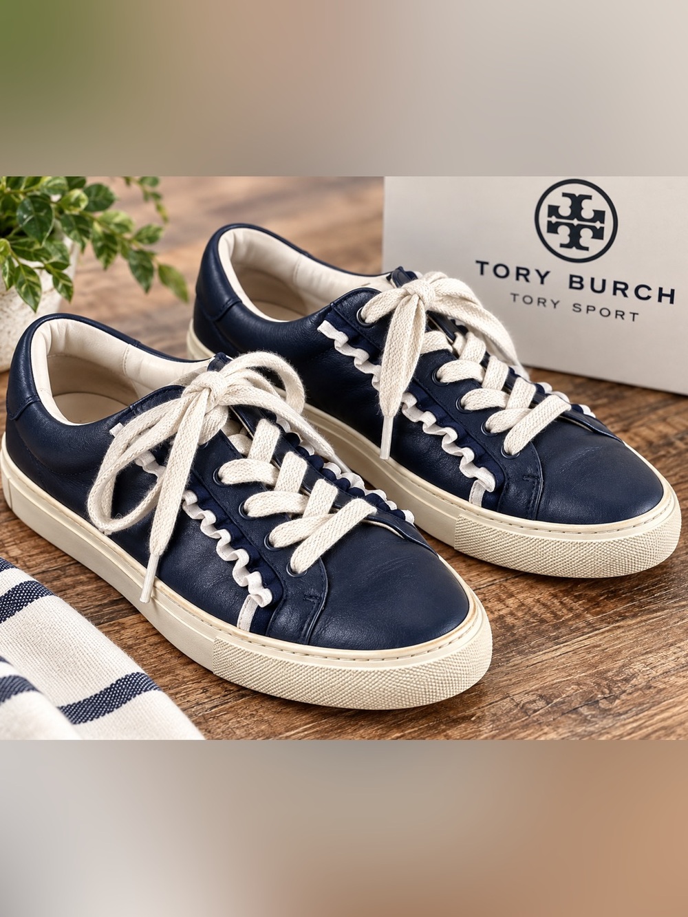 Tory Burch Tory Sport Navy Leather Ruffle Sneakers Women’s 6.5